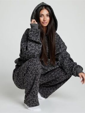 Comfrt Minimalist Charcoal Hoodie - Sweatpants Bundle in Panther XL